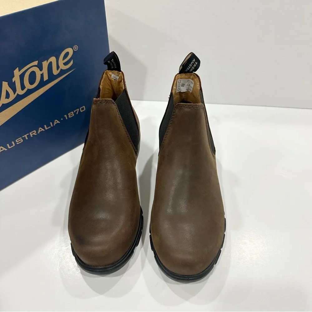 Blundstone 1970 Antique Brown Women’s Leather Chelsea Ankle Boots